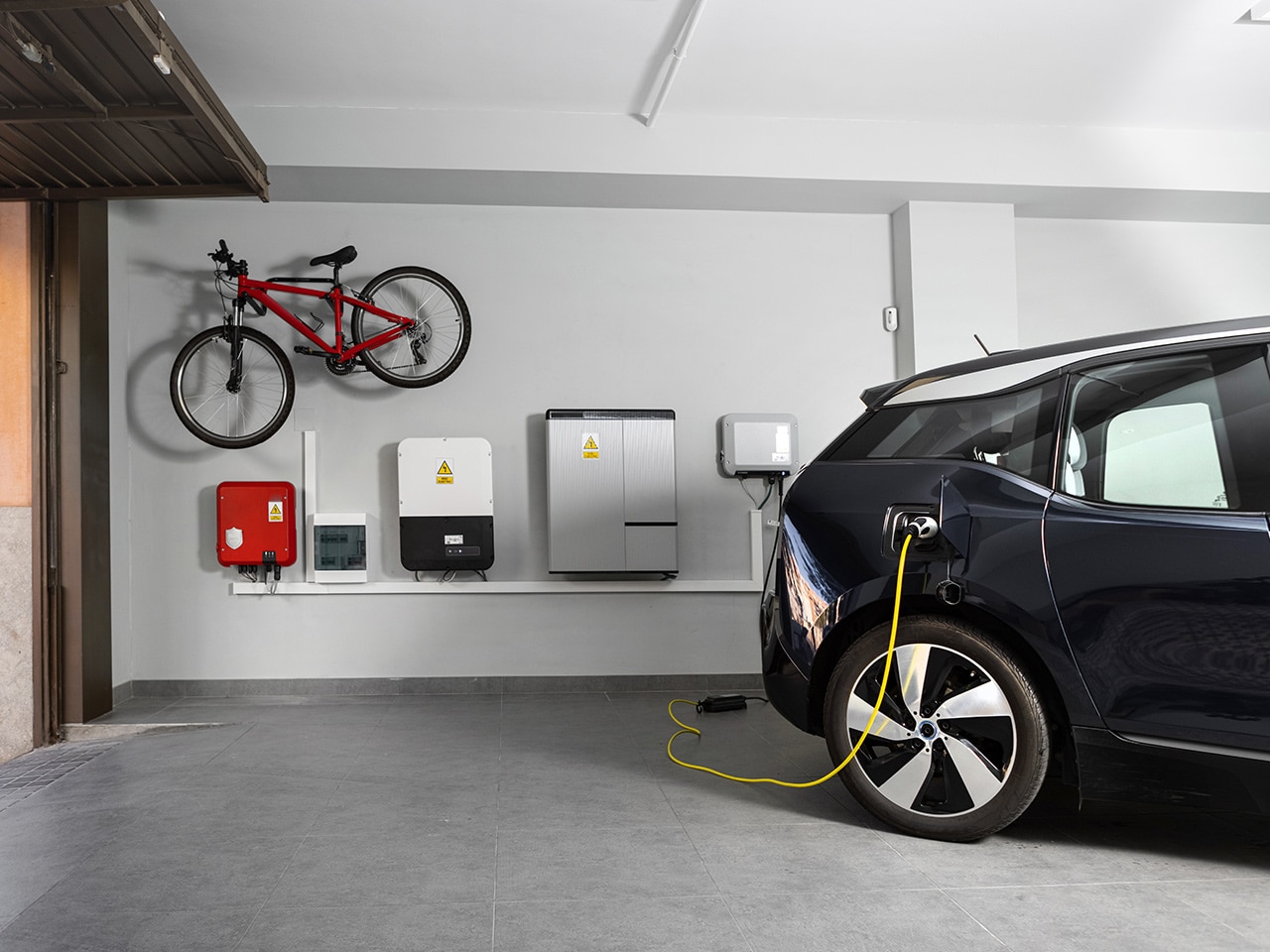 installation d'une borne de recharge pour véhicule électrique dans un garage