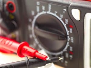 voltmetre dépannage électrique